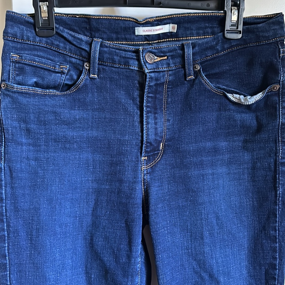 Blue Levi’s Jeans